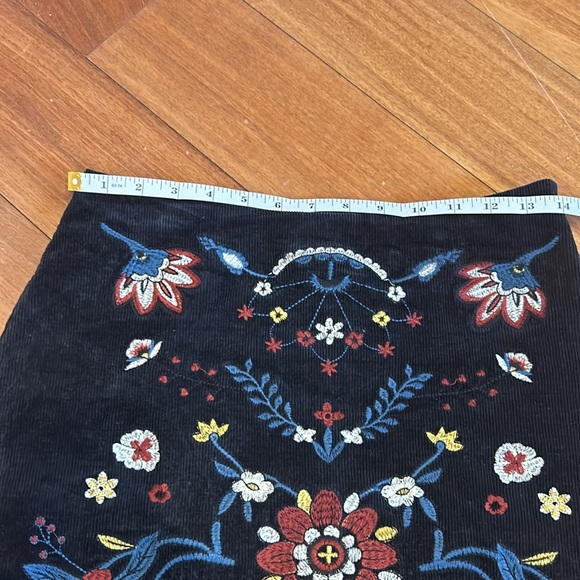 Corduroy Embroidered Mini Skirt - Picture 6 of 8